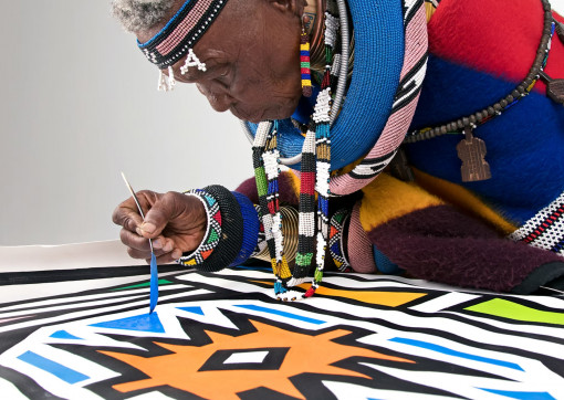WOVEN LEGENDS - 10 TAPESTRIES FT. THE DESIGNS OF ESTHER MAHLANGU