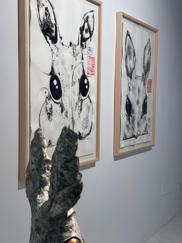 "Algunos objetos para celebrar los lunes (Los otros días se celebran solos)"