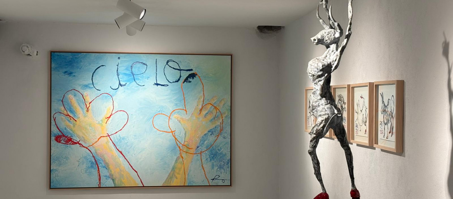 "Algunos objetos para celebrar los lunes (Los otros días se celebran solos)"