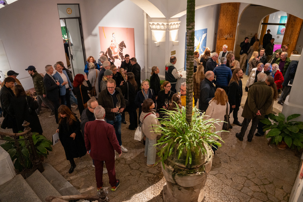 FRAGILE MANIPULATIONEN